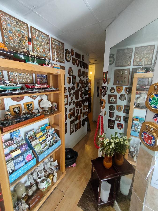 Nomad Nest Hostel Plymouth Bagian luar foto