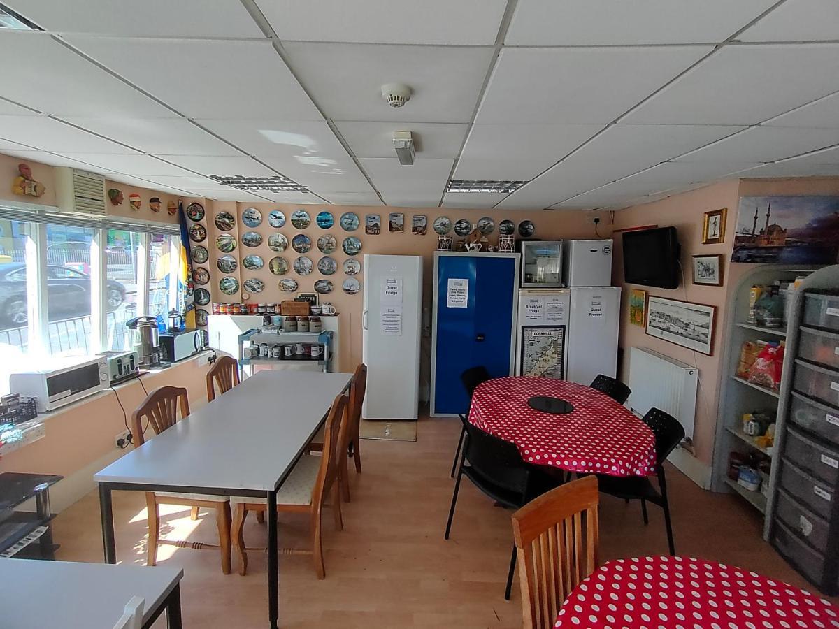 Nomad Nest Hostel Plymouth Bagian luar foto