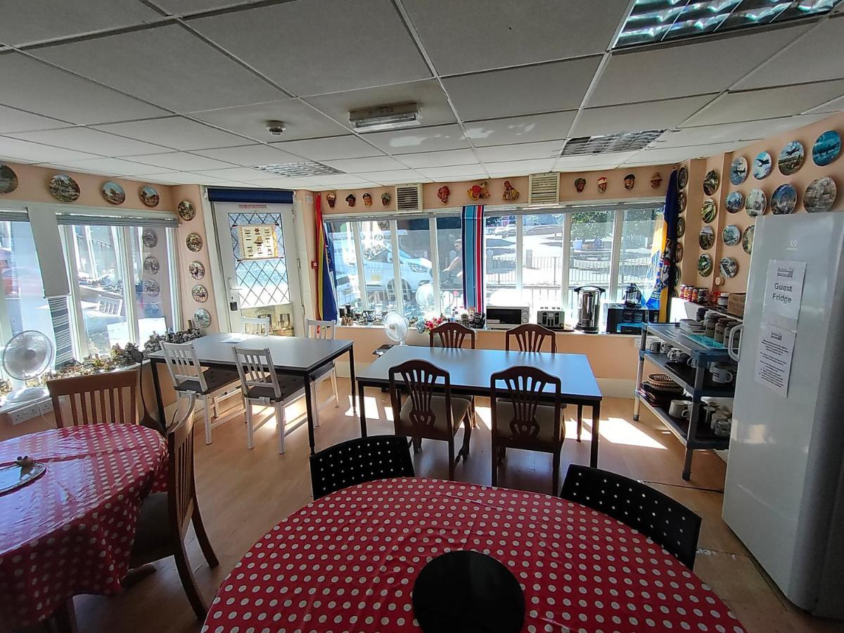 Nomad Nest Hostel Plymouth Bagian luar foto